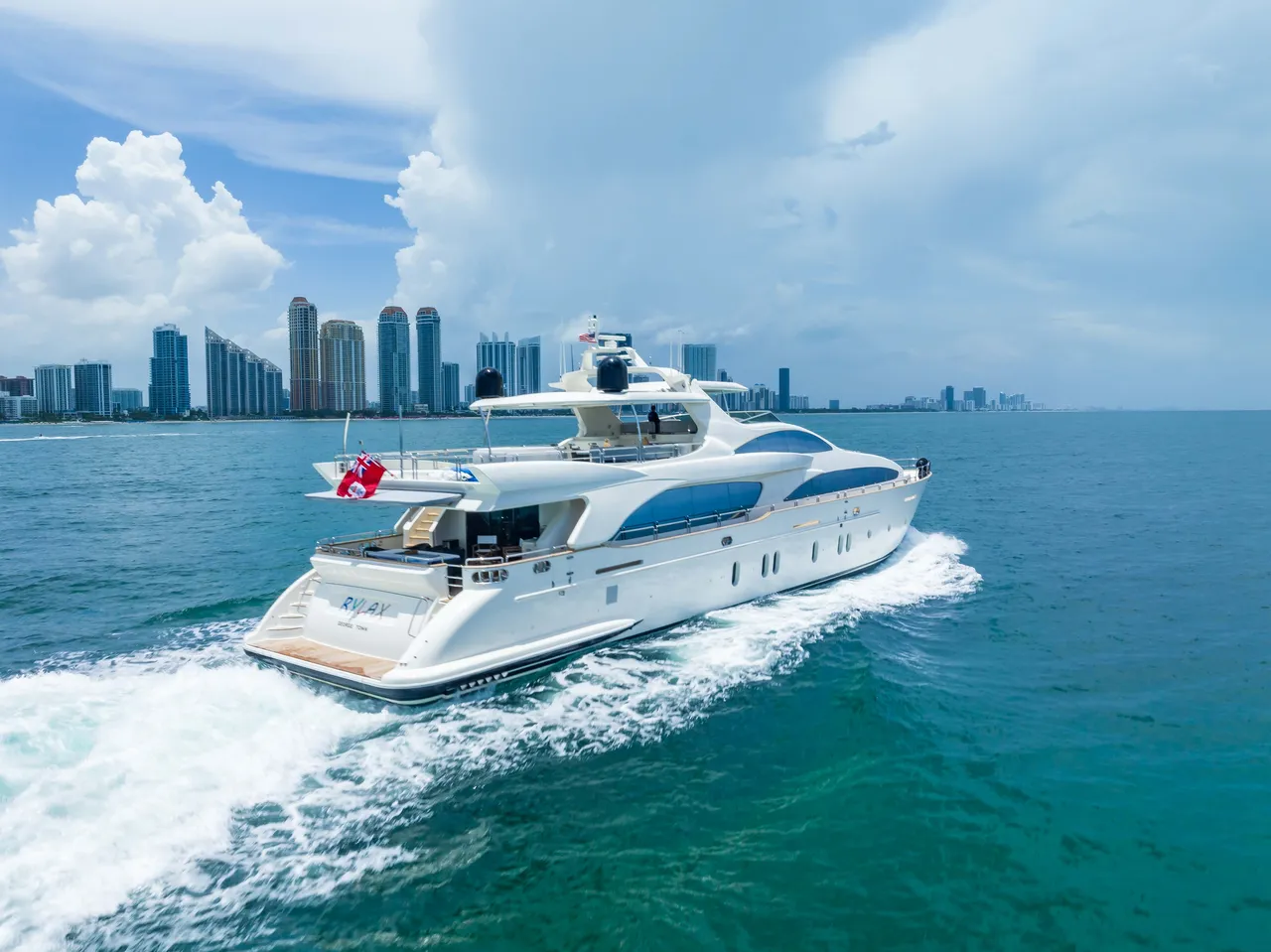 116ft Azimut photo 3