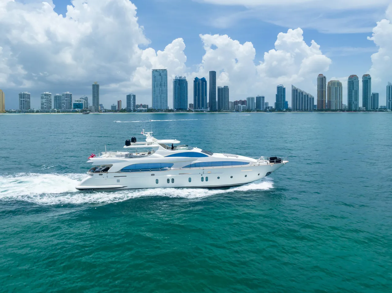 116ft Azimut photo 4