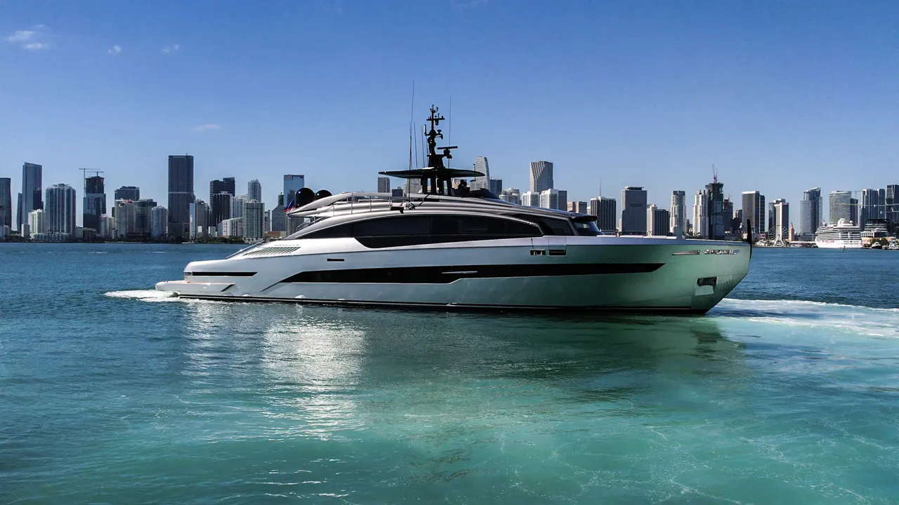 116ft Pershing photo 4