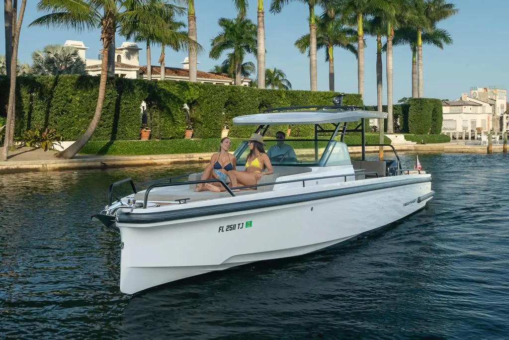 38ft Axopar photo 4