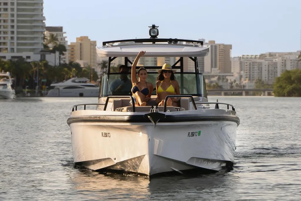 38ft Axopar photo 5