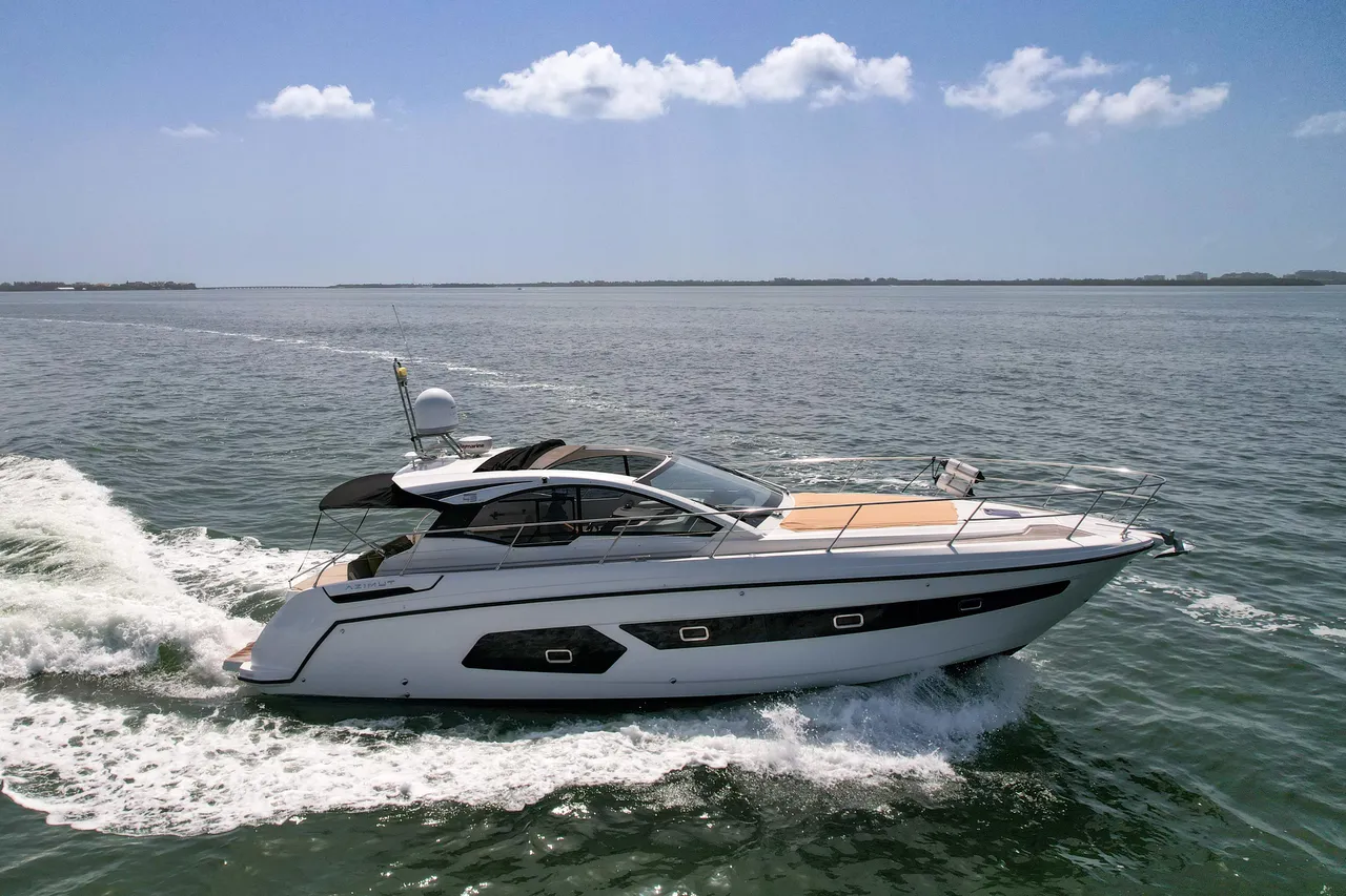 45ft Azimut Atlantis — photo 1