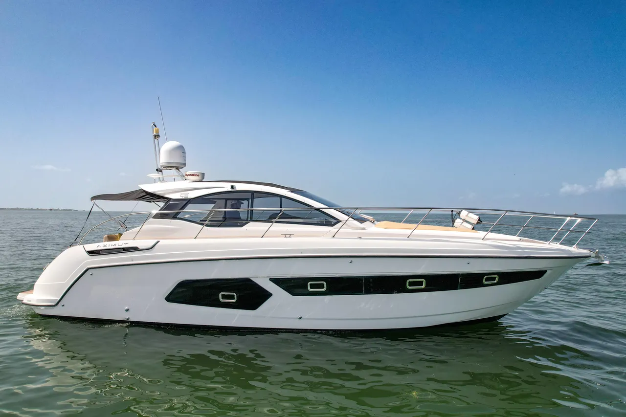 45ft Azimut Atlantis photo 2