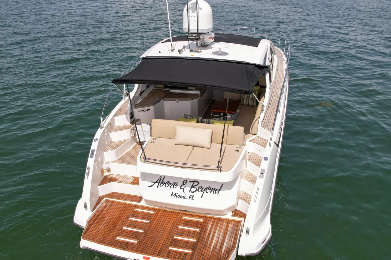 45ft Azimut Atlantis photo 4