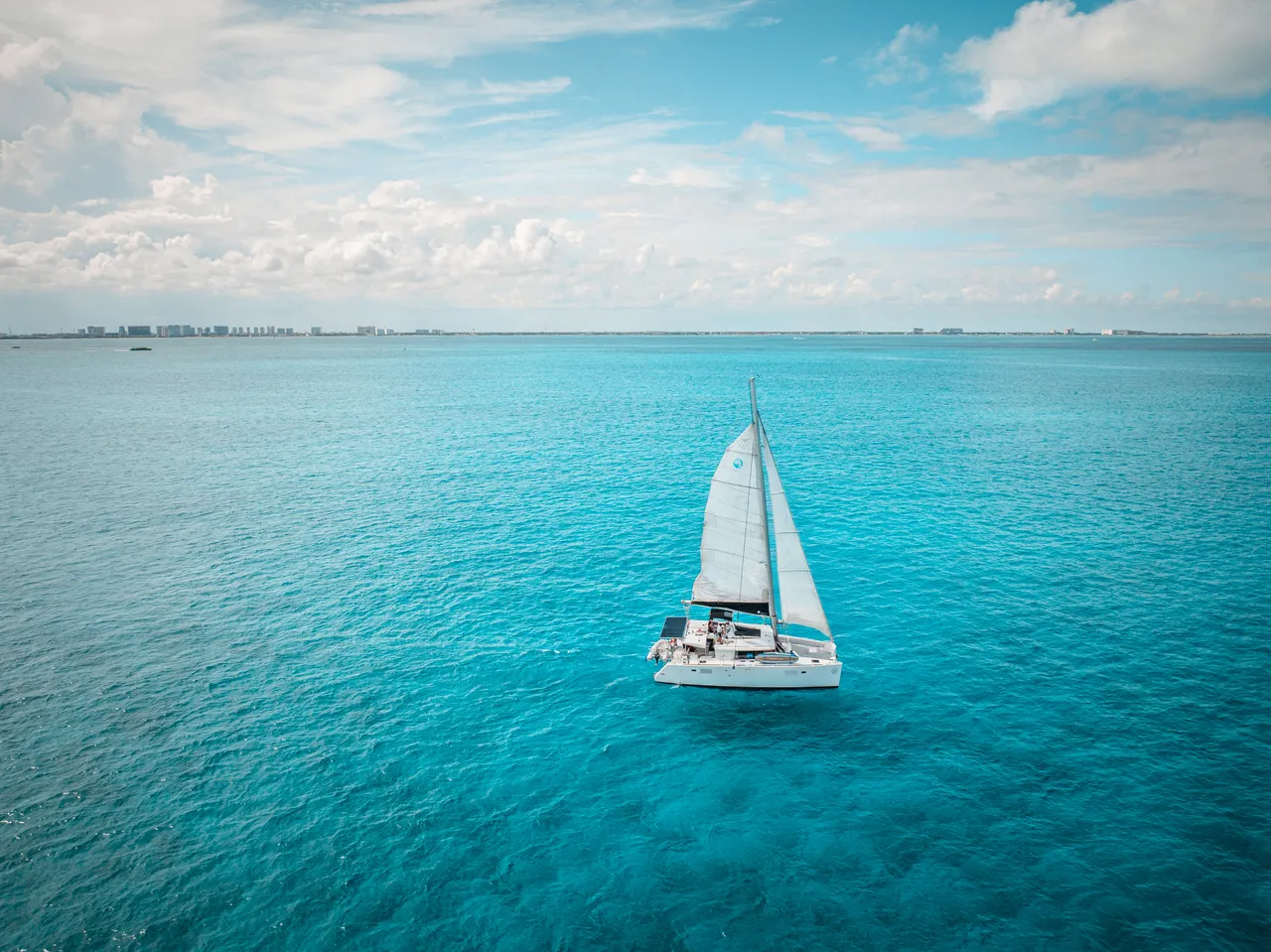 45ft Catamaran Lagoon photo 2