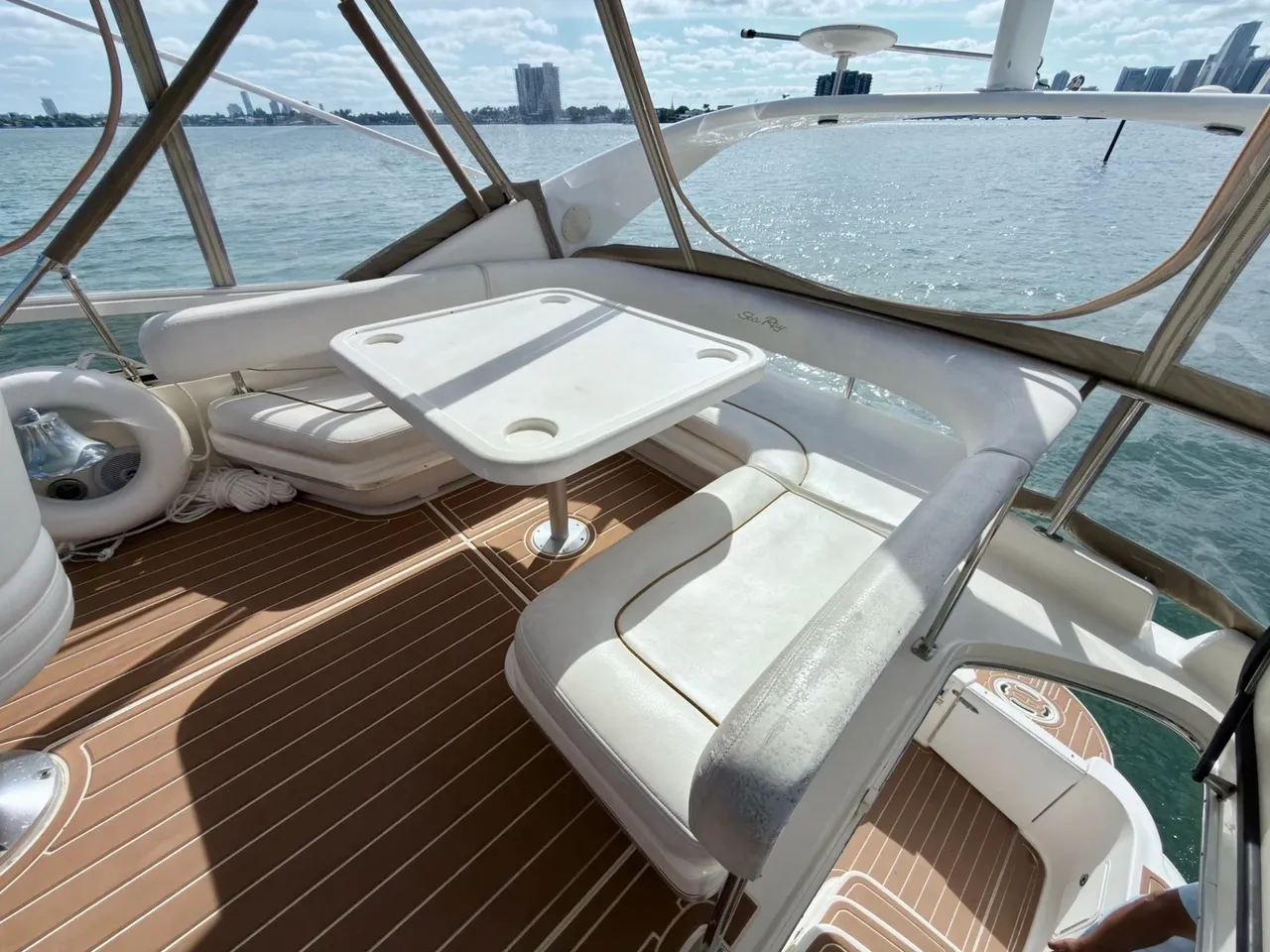 45ft Sea Ray Flybridge photo 2