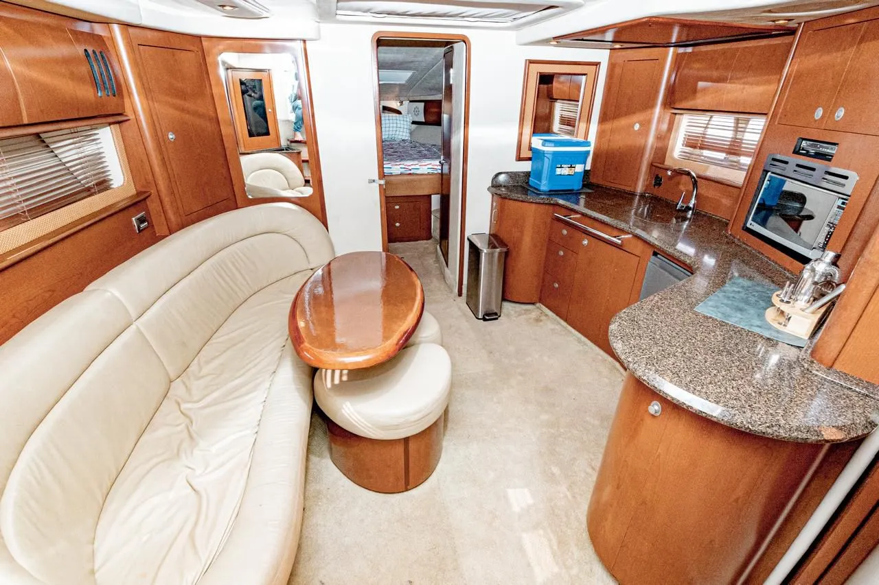 47ft Sea Ray photo 3