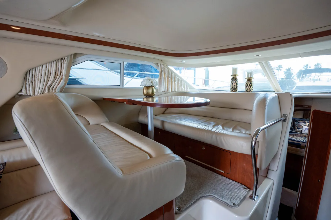 50ft Searay Fly photo 4