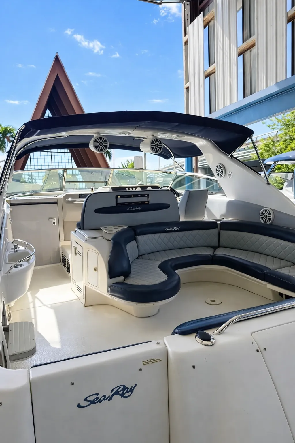50ft Searay J photo 2