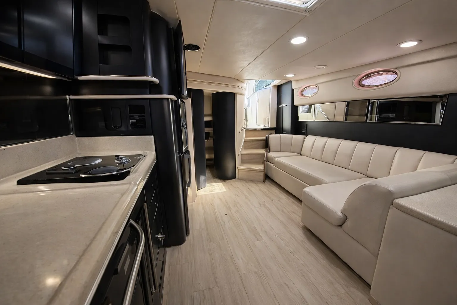 50ft Searay J photo 5