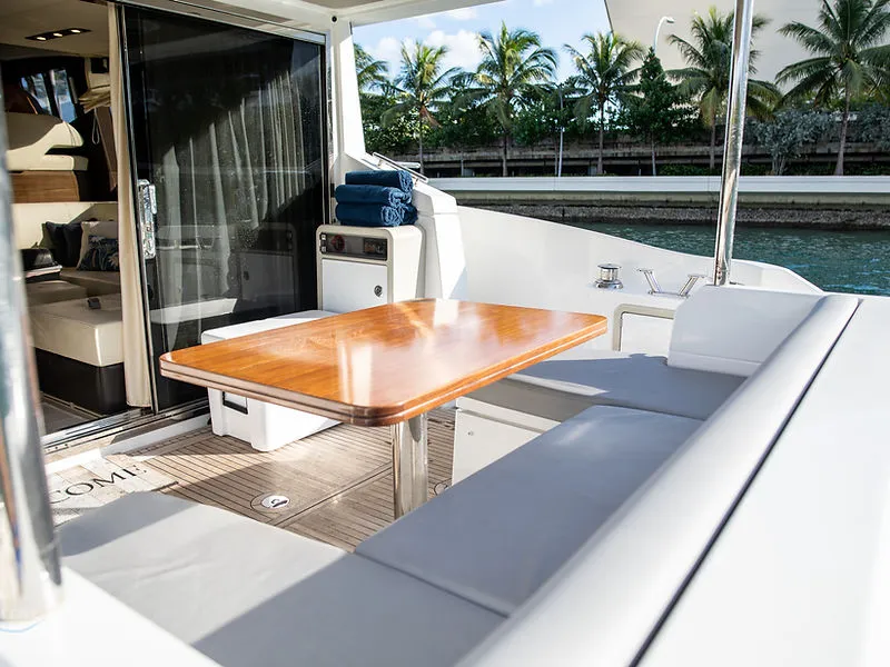 52ft Azimut (2020) photo 2
