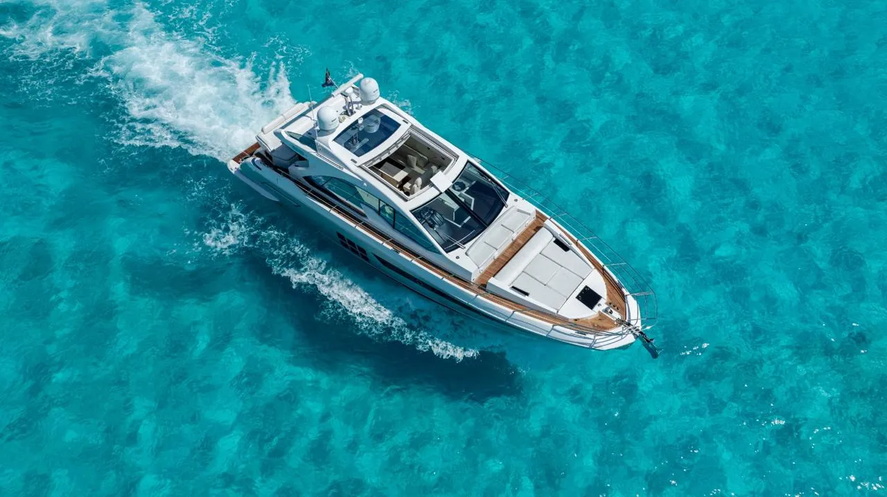 55ft Azimut photo 3