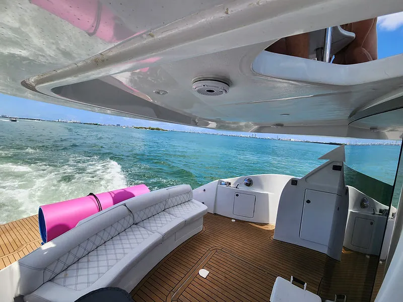 65ft Aicon photo 4