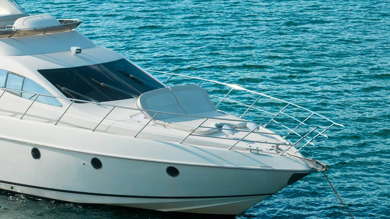 65ft Azimut U photo 3