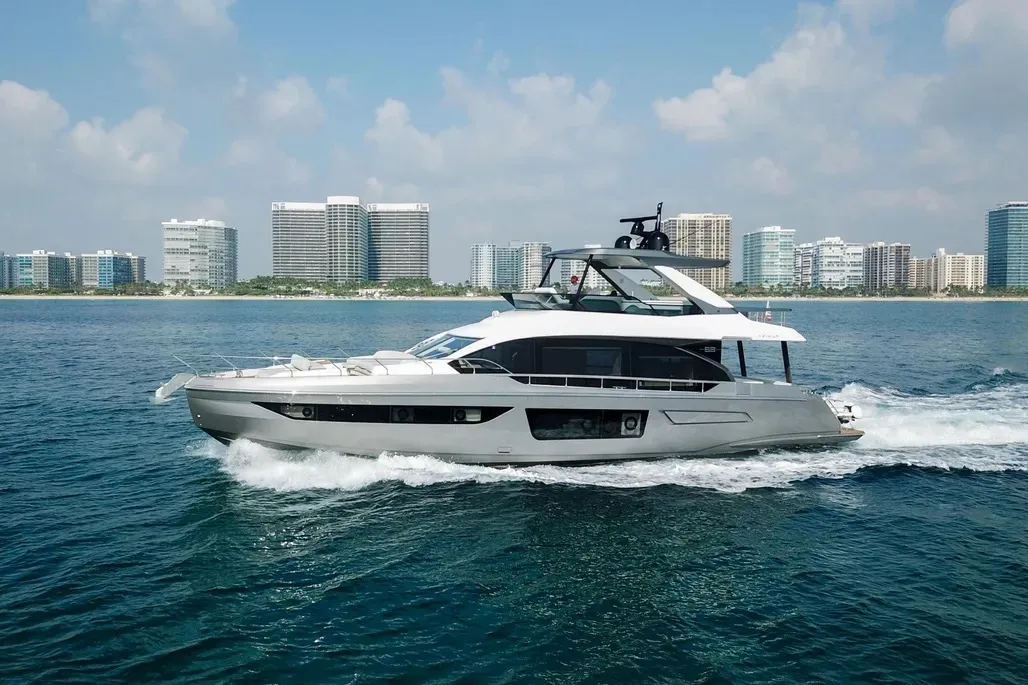 How to Charter a Yacht in Miami, Start to Finish