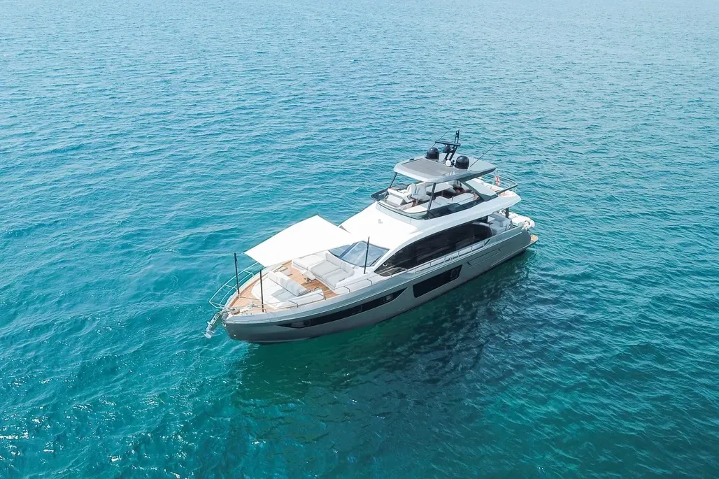70ft Azimut 68 Fly (2023) photo 5
