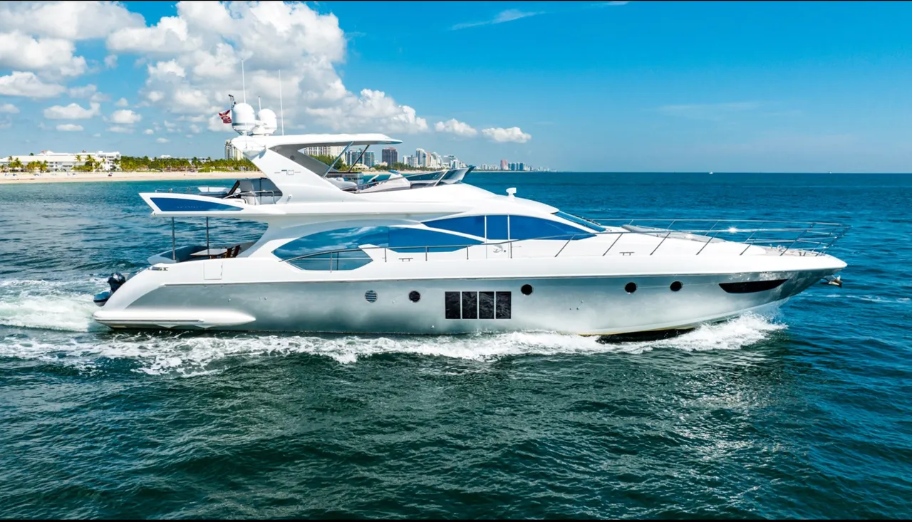 70ft Azimut DLT photo 2