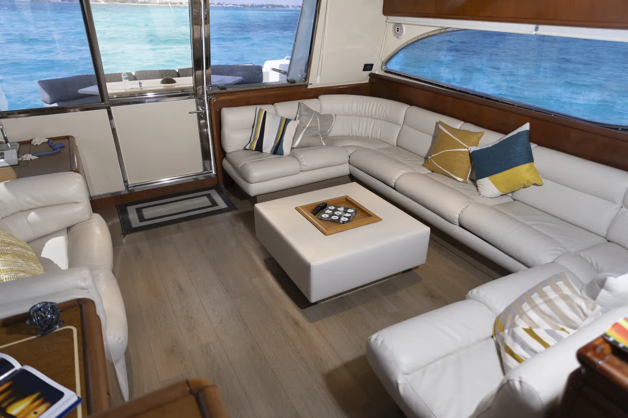 74ft Ferretti photo 2
