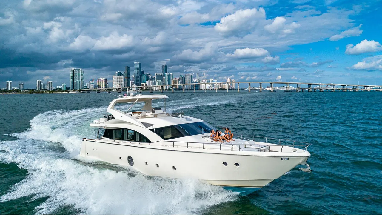 75ft Aicon photo 3
