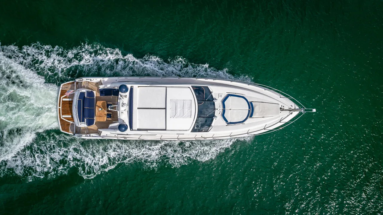 75ft Sunseeker Aquah photo 4