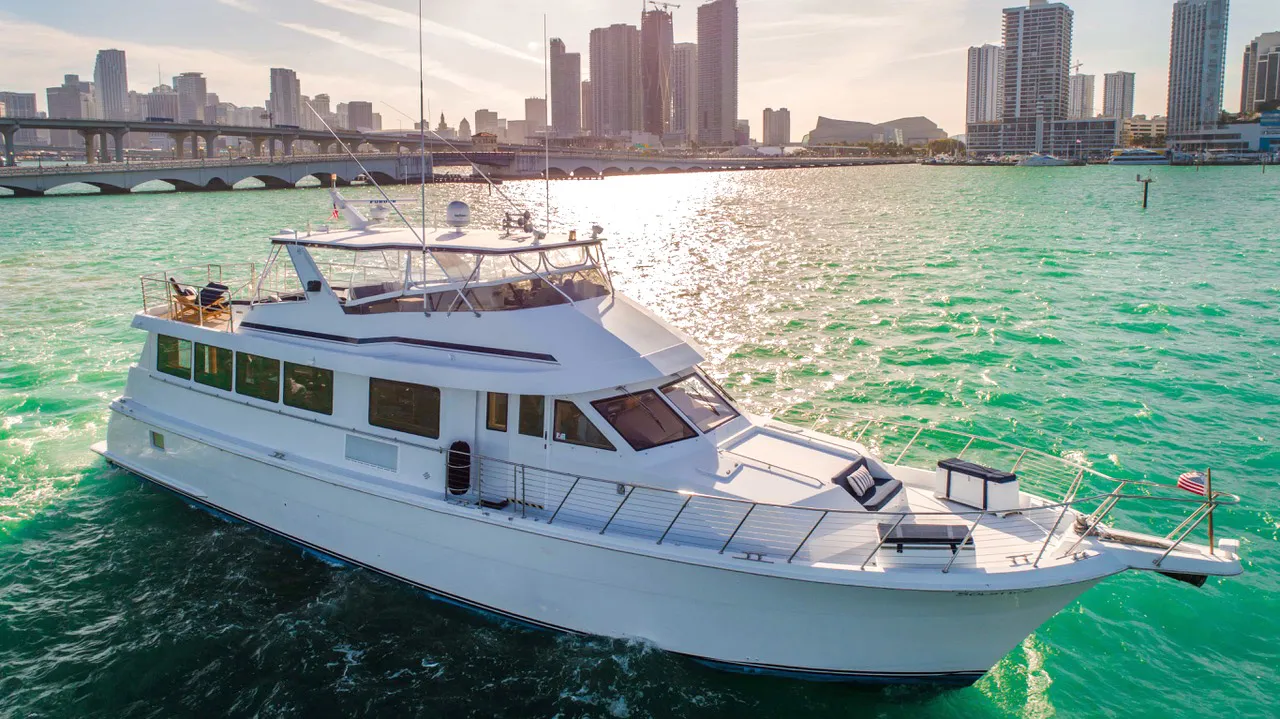 80ft Sol photo 2