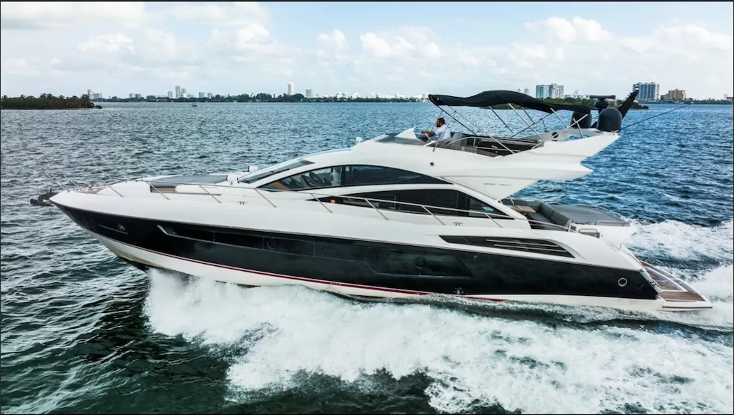 80ft Sunseeker Ladi D photo 2