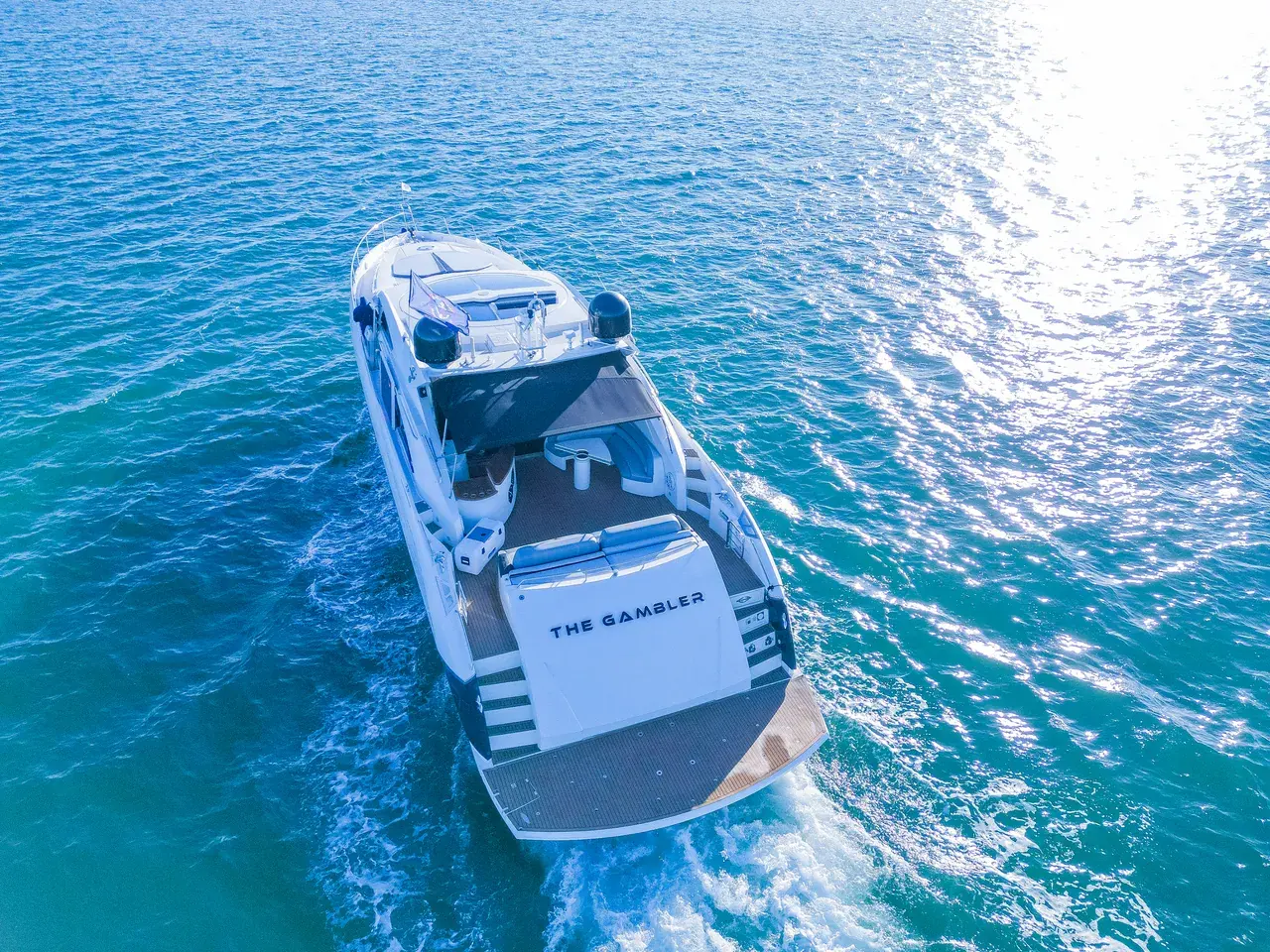 82ft Sunseeker Predator photo 2
