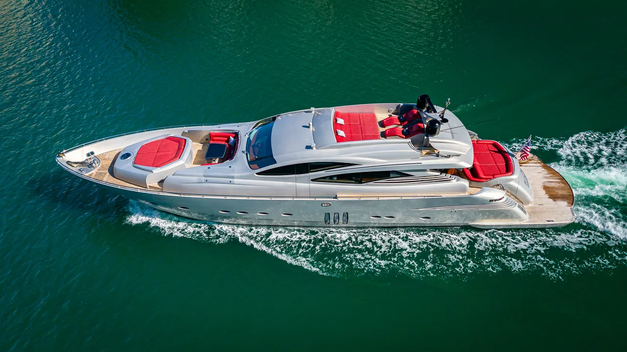 90ft Pershing — photo 1