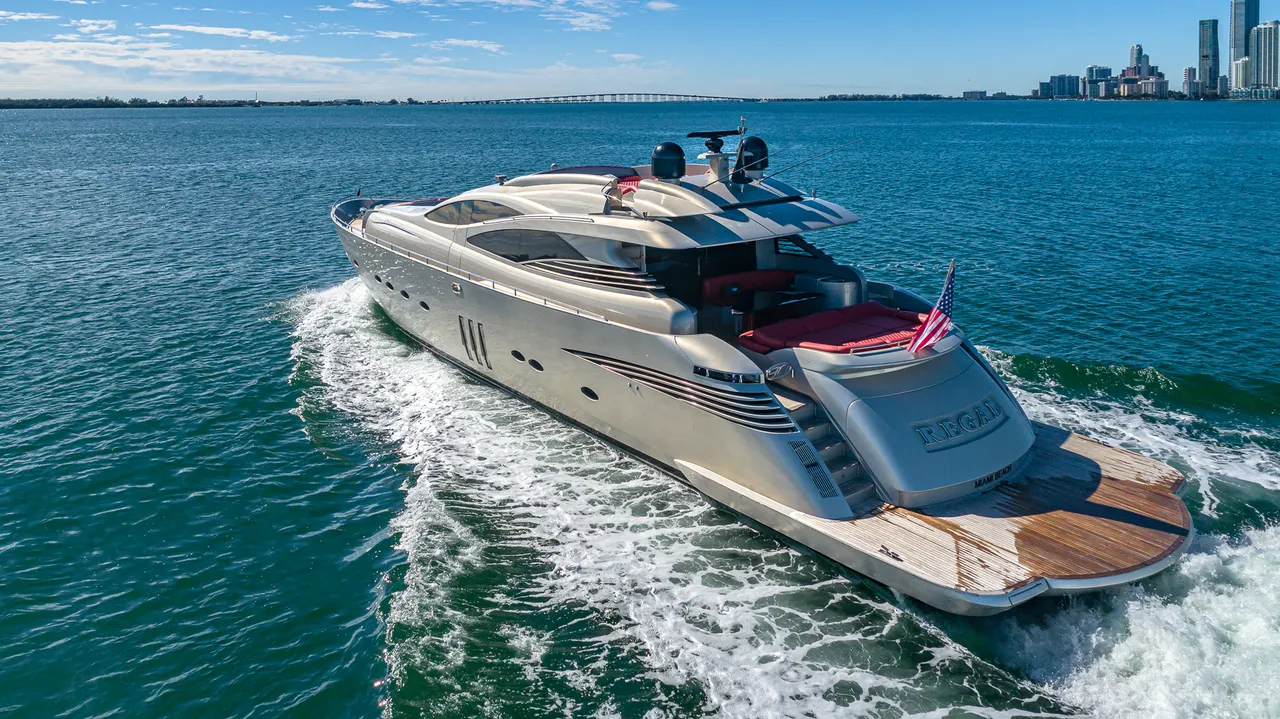 90ft Pershing photo 5