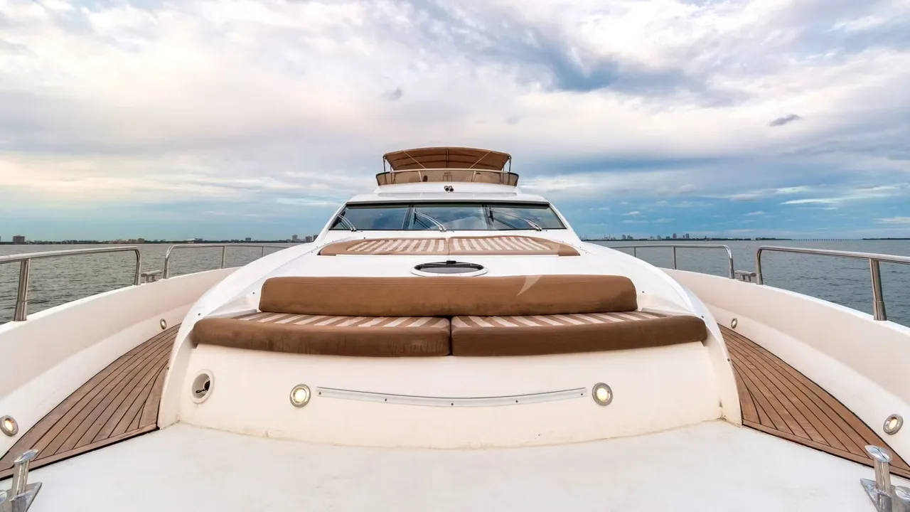 90ft Sunseeker A photo 5
